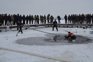 wspólne szkolenie policjantów i strażaków