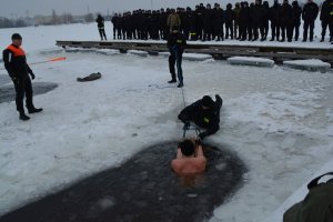 wspólne szkolenie policjantów i strażaków