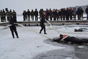 wspólne szkolenie policjantów i strażaków