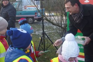 Wspólne pokazy służb na stawie w inowrocławskich Solankach