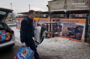 160 kilogramów karmy zebrali wodzisławscy policjanci