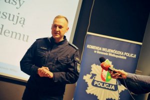 „Pasy pasują każdemu”- konferencja prasowa Lubuskiej Policji