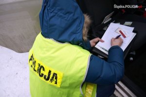 Sprzedawali nieistniejące samochody