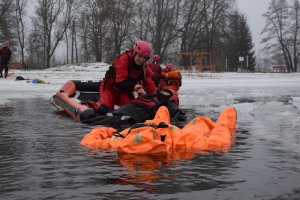 Wspólne ćwiczenia Policji Wodnej i ratowników WOPR