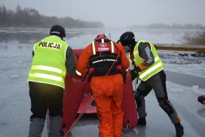 Wspólne ćwiczenia Policji Wodnej i ratowników WOPR