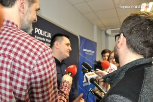 briefing prasowy, poświęcony współpracy Uniwersytetu Śląskiego oraz Komendy Wojewódzkiej Policji w Katowicach