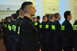 Uroczyste ślubowanie i odznaczenia dla policjantów