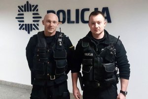 policjanci którzy odnaleźli kobietę