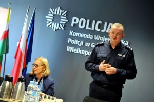 spotkanie lubuskich policjantów z przedstawicielami placówek oświatowych realizującymi programy klas mundurowych o profilu policyjnym