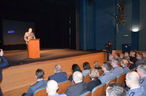 Włocławscy policjanci zorganizowali „Marsz Cieni-Pamiętamy: Charków, Katyń, Miednoje” w hołdzie funkcjonariuszom zamordowanym przez NKWD w 1940r.