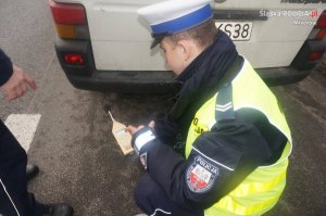 Działania policjantów ruchu drogowego Ekipy Techniki Drogowej i Ekologii