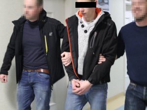 Jeden z zatrzymanych przez policjantów mężczyzn