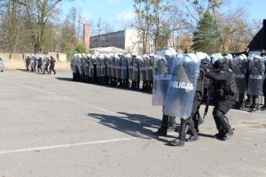 ćwiczenia Zespołu Konnego Wydziału Prewencji KWP Szczecine, Oddziału Prewencji Policji i KMP w Szczecinie