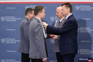 Ceremonia wręczenia krzyży, medali i wyróżnień dla funkcjonariuszy