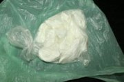 Policjanci przejęli kilkanaście tysięcy porcji narkotyków