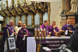 Uroczystości pogrzebowe mł. insp. Piotra Tomkiewicza Komendanta Komisariatu Policji w Szprotawie, który zginął w wypadku