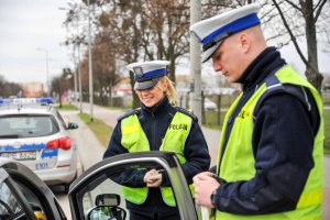 działania pn. „Nauka Jazdy”- kontrole pojazdów uczestniczących w szkoleniu, ich stan techniczny oraz obowiązkowe wyposażenie