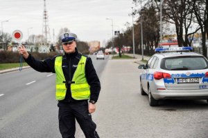 działania pn. „Nauka Jazdy”- kontrole pojazdów uczestniczących w szkoleniu, ich stan techniczny oraz obowiązkowe wyposażenie