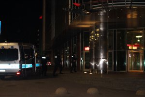 Uzbrojeni terroryści wtargnęli do Centrum Handlowego - ćwiczenia służb