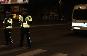 Uzbrojeni terroryści wtargnęli do Centrum Handlowego - ćwiczenia służb