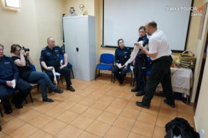 Dzielnicowi doskonalili umiejętności z zakresu udzielania pierwszej pomocy przedmedycznej