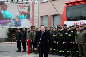 Minister Mariusz Błaszczak: „SpoKREWnieni służbą” to wielki sukces. Udało się nam zebrać ponad 3 tys. litrów krwi