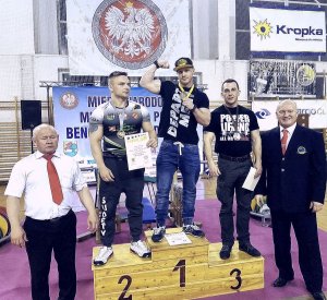 st.sierż. Konrad Adamaszek na podium