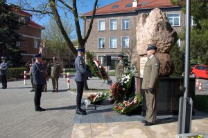 Uroczystości upamiętniające 7. rocznicę katastrofy smoleńskiej