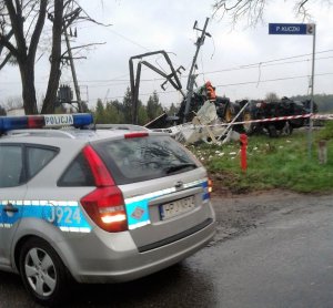 Pamiętaj - znaki drogowe są po to, by się do nich dostosować!