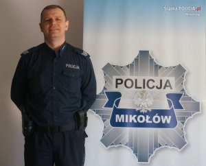 Dzielnicowy sierż. szt. Michał Czerepkowski uratował staruszkę