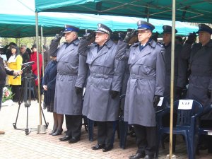 Obchody 77. rocznicy Zbrodni Katyńskiej przed Grobem Policjanta Polskiego