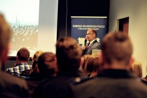 Lekcja historii o Zbrodni Katyńskiej w lubuskiej Policji - uczestnicy szkolenia
