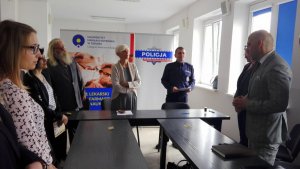 „MAŁY RATOWNIK” - rusza program prewencyjny bydgoskich policjantów skierowany do trzecioklasistów