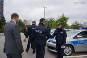 uroczyste przekazanie aż 34 nowych radiowozów, które zasilą flotę śląskiej policji