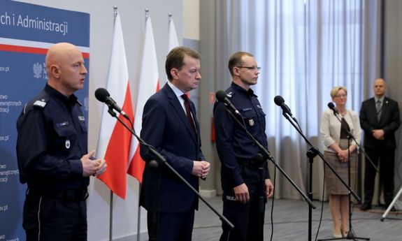 Konferencja prasowa nawiązująca do zdarzeń podczas obchodów 85. miesięcznicy smoleńskiej