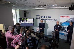 Minister SWiA, Komendant Główny Policji oraz Rzecznik Komendanta Głównego Policji odpowiadają na pytania dziennikarzy