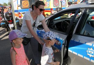 Policjanci włączyli się w akcję „Nocna Jazda Ratowników dla Oliwki”