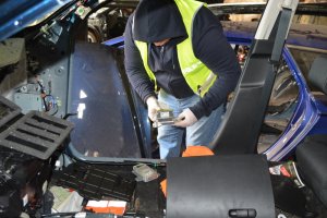 Policjanci zlikwidowali dziuplę samochodową