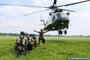 Antyterroryści z całego kraju ćwiczą w Kielcach