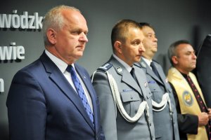 Ślubowanie nowo przyjętych policjantów