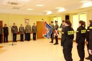 uroczyste ślubowanie nowo przyjętych do służby funkcjonariuszy Policji