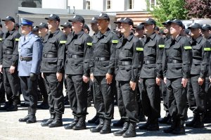 ślubowanie nowych policjantów w Katowicach