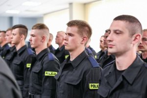 Ślubowanie nowych policjantów