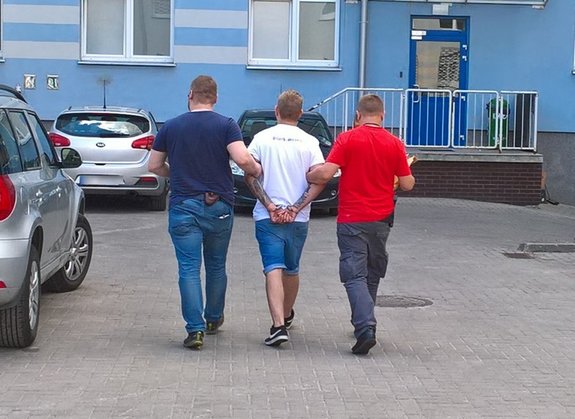 Policjanci zatrzymali pseudokibiców
