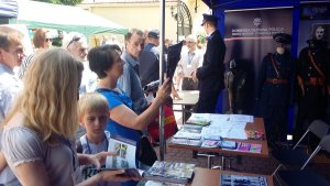 Biuro Historii i Tradycji Policji KGP na największym w Polsce spotkaniu kolekcjonerów i pasjonatów
