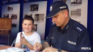Biuro Historii i Tradycji Policji KGP na największym w Polsce spotkaniu kolekcjonerów i pasjonatów