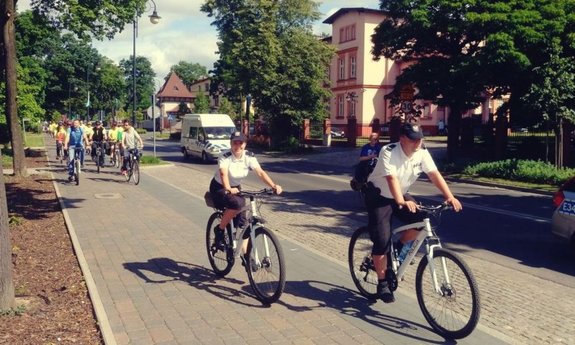 Policyjne patrole rowerowe wyjechały na nowosolskie ulice