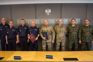 Podpisanie porozumienia pomiędzy Komendą Główną Policji a Komendą Główną Żandarmerii Wojskowej