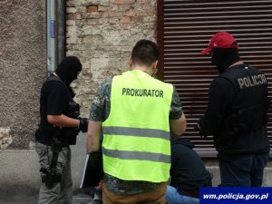 Policjanci przejęli dopalacze