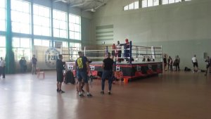 Policyjny mistrz w kickboxingu